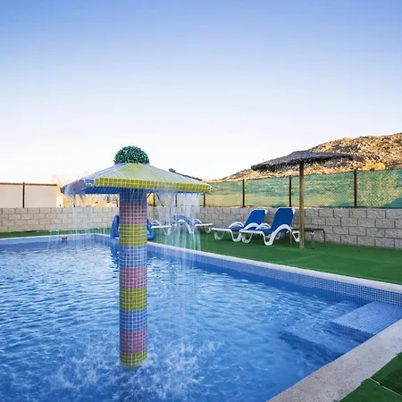 Holiday home El Robledillo